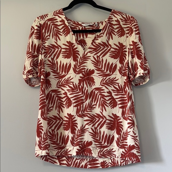 B. Young Blouse - Picture 1 of 4